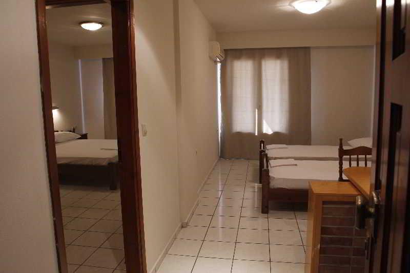 Athina Inn Hersonissos  Ngoại thất bức ảnh