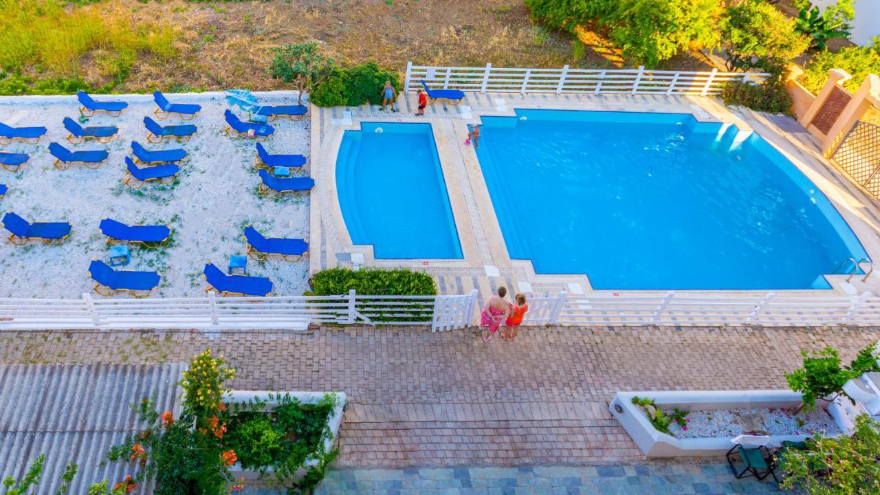 Athina Inn Hersonissos  Ngoại thất bức ảnh