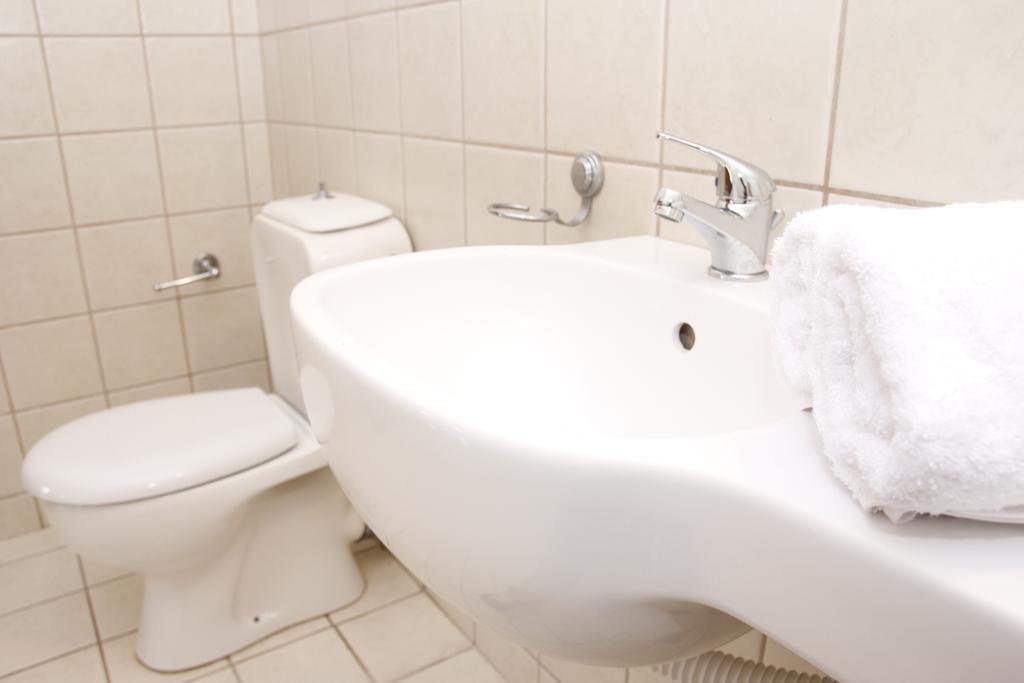 Athina Inn Hersonissos  Ngoại thất bức ảnh