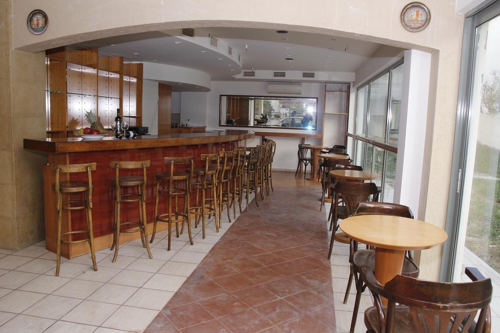 Athina Inn Hersonissos  Ngoại thất bức ảnh