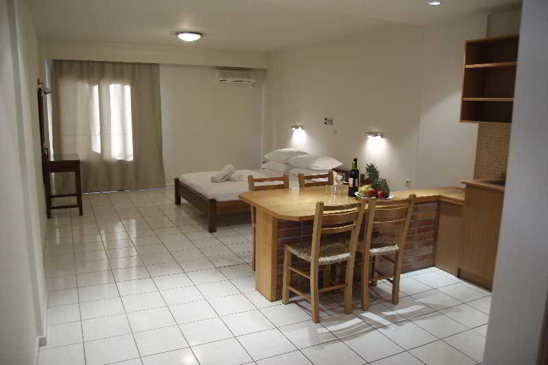 Athina Inn Hersonissos  Ngoại thất bức ảnh