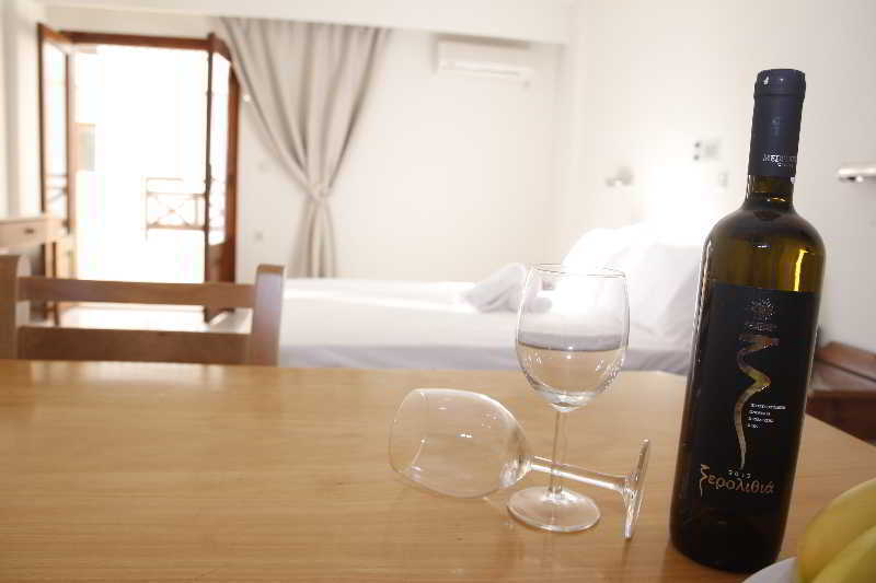 Athina Inn Hersonissos  Ngoại thất bức ảnh